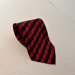 Steven Land Red and Black Patterned Tie